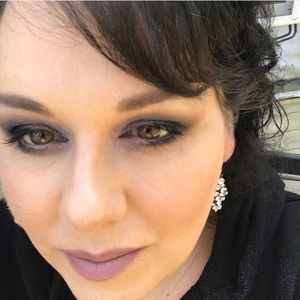 Meet your Posher, Ann